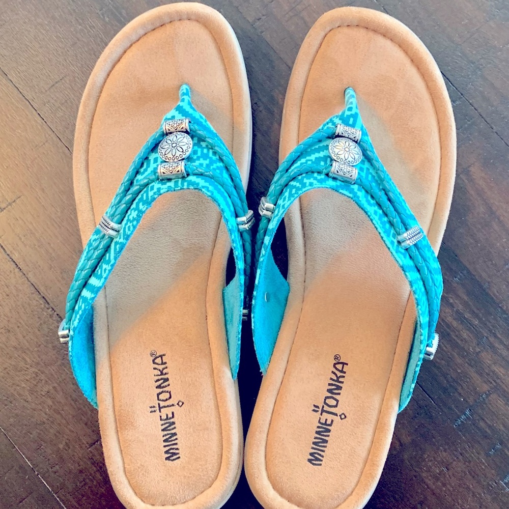 Size 9M Flip Flops